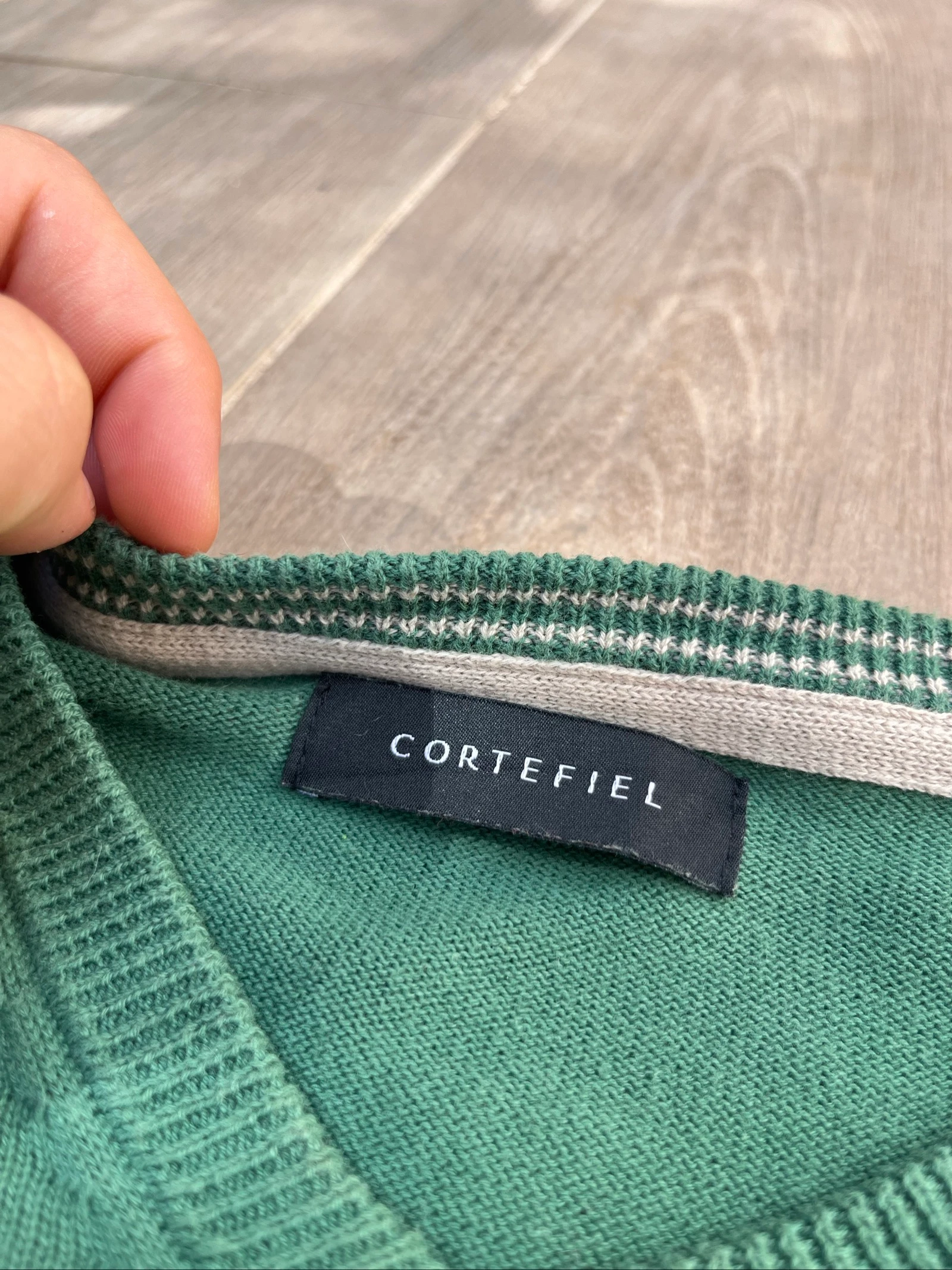 Jersey Cortefiel Verde | Gola V | Tamanho M – photo 5